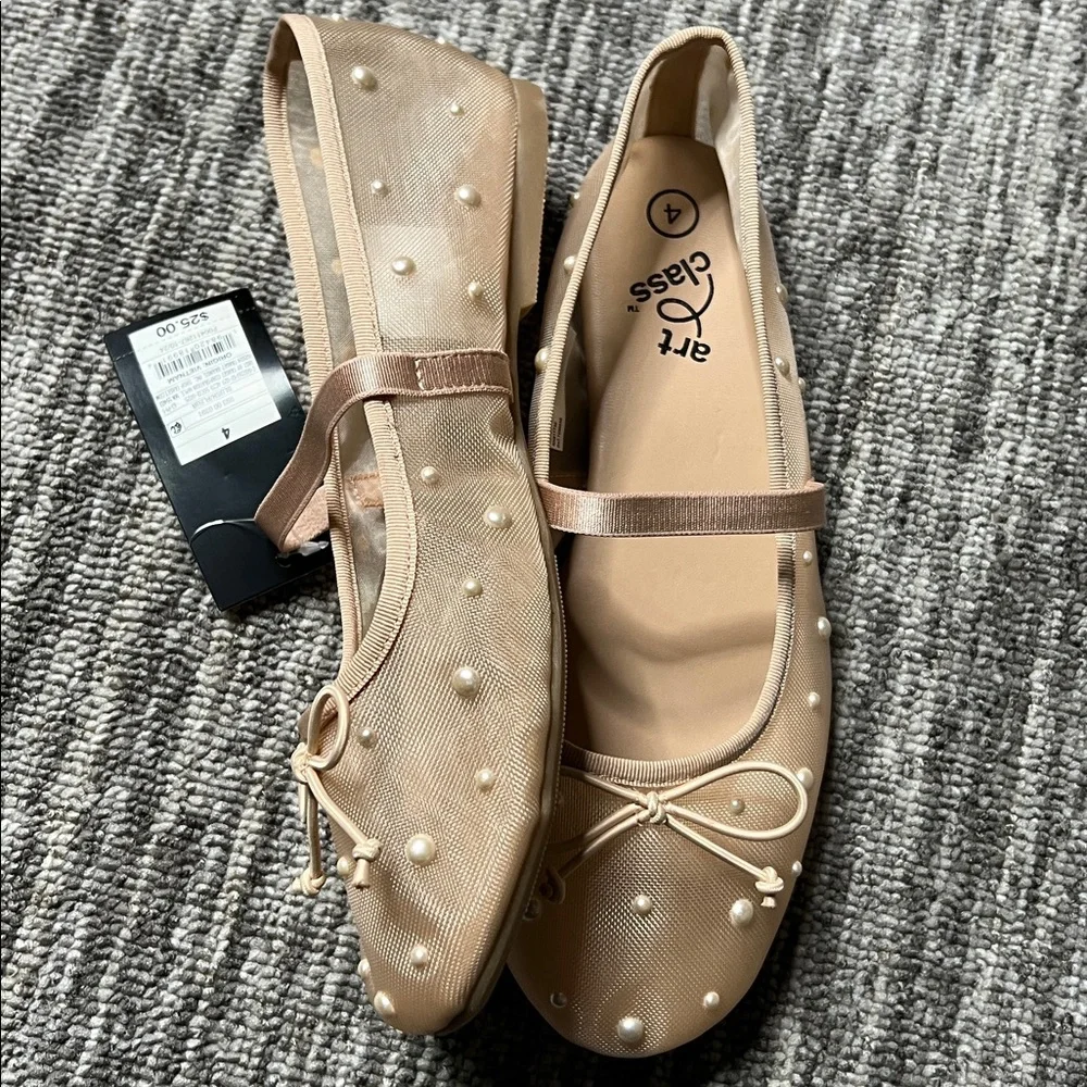 Art Class - Girl’s Fleur Mesh Pearl Ballet Flats Size 4 - Picture 6 of 8
